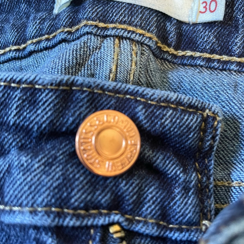 Levi’s Jeans - Picture 4 of 6